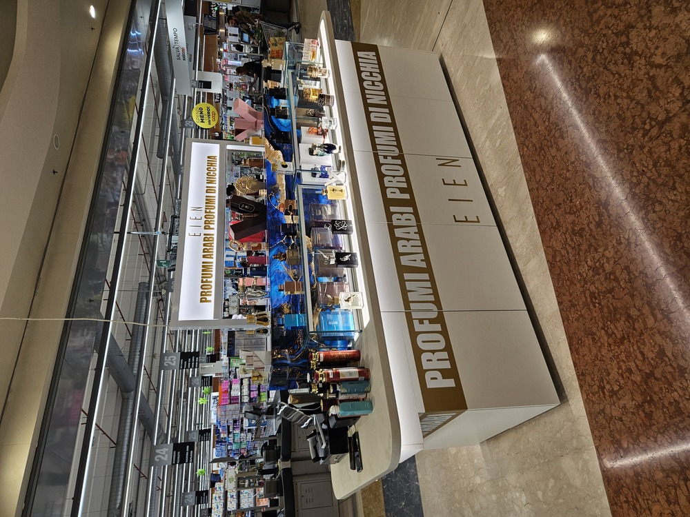 appredamneto pop up store centro commerciale